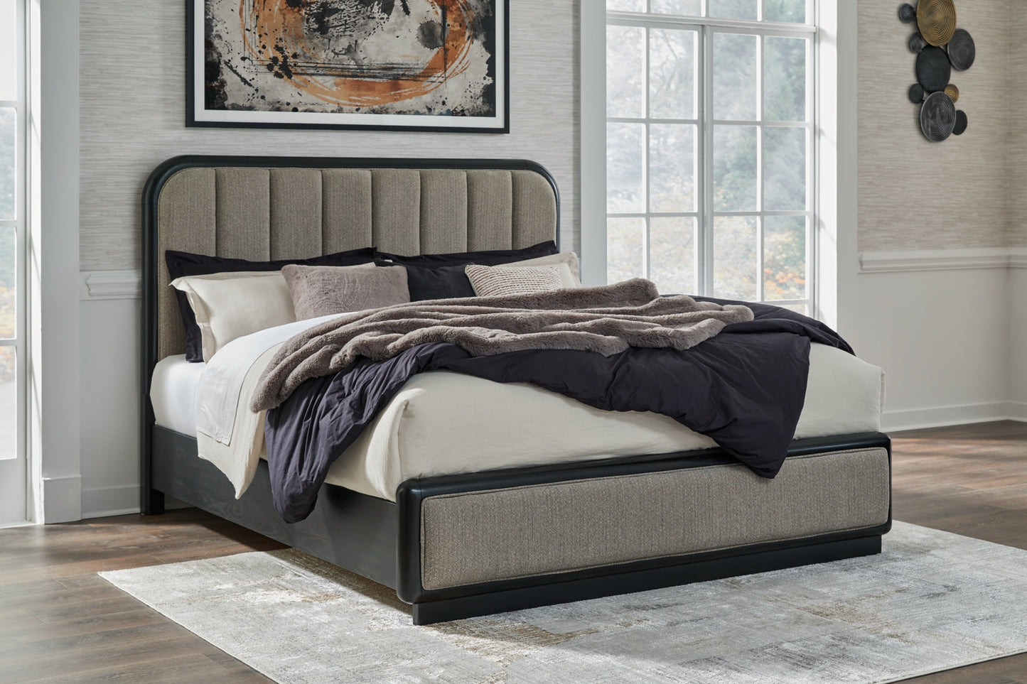 Rowanbeck King Upholstered Panel Bed