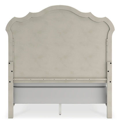 Arlendyne Upholstered Bed