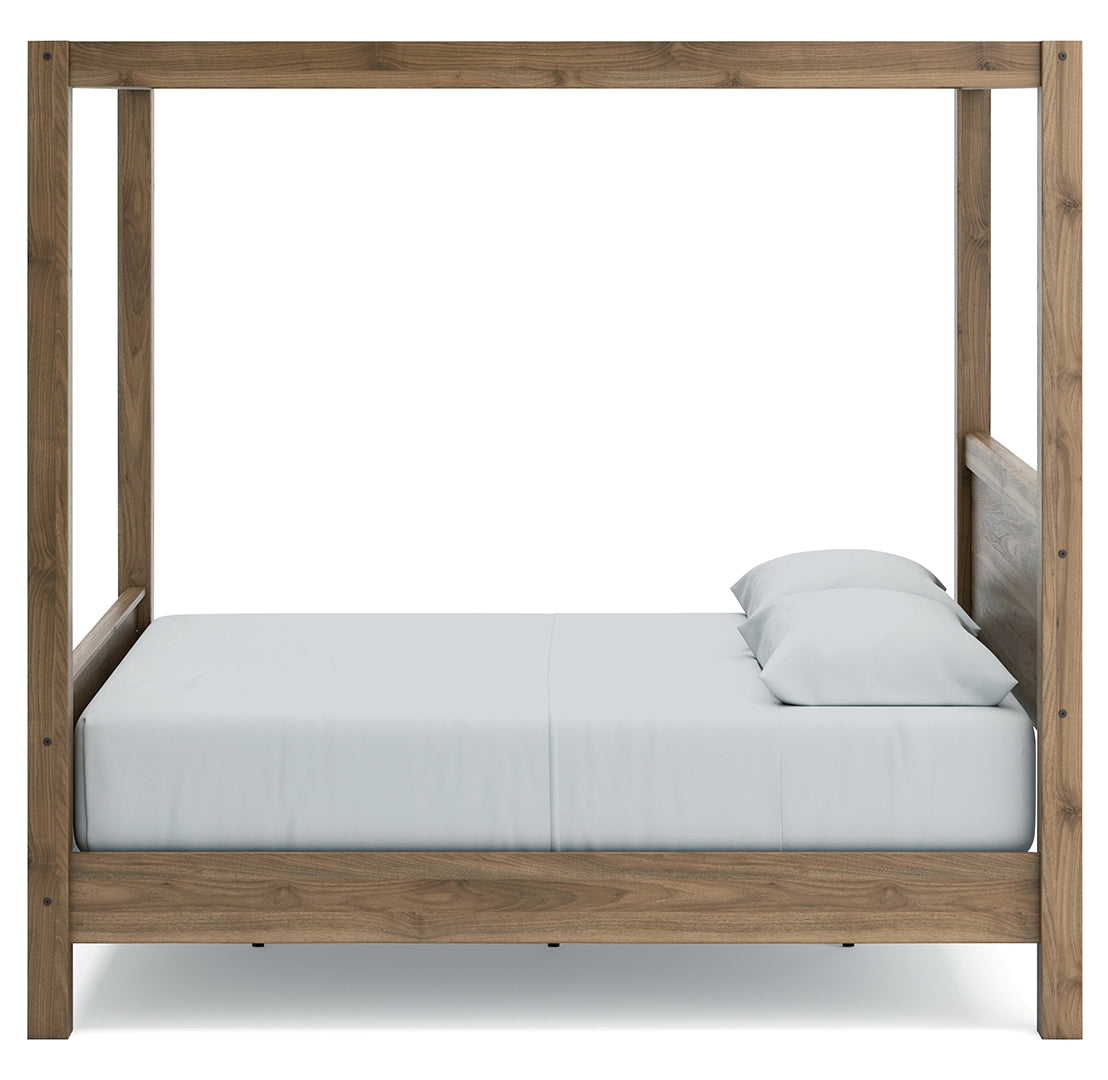 Aprilyn Canopy Bedroom Set