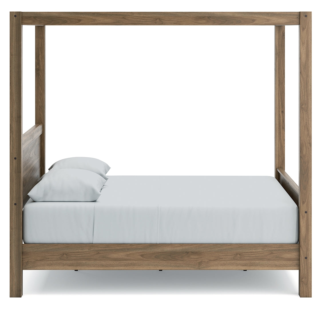 Aprilyn Canopy Bedroom Set