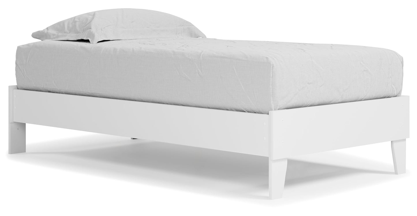 Piperton Platform Bed