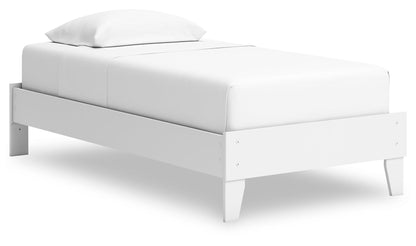 Hallityn Panel Platform Bed