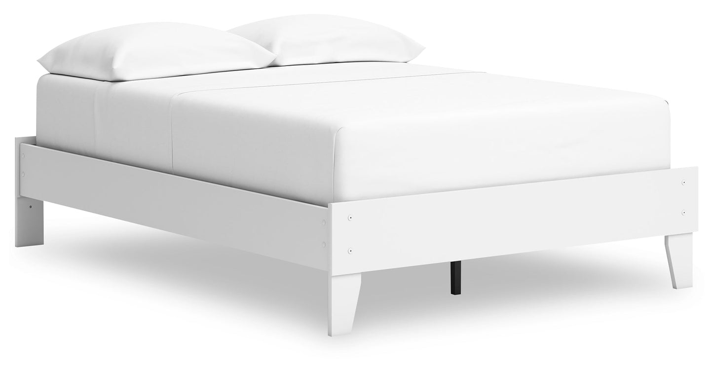 Hallityn Panel Platform Bed