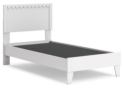 Hallityn Panel Platform Bed