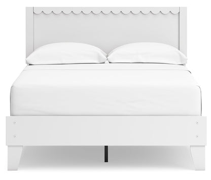 Hallityn Panel Platform Bed