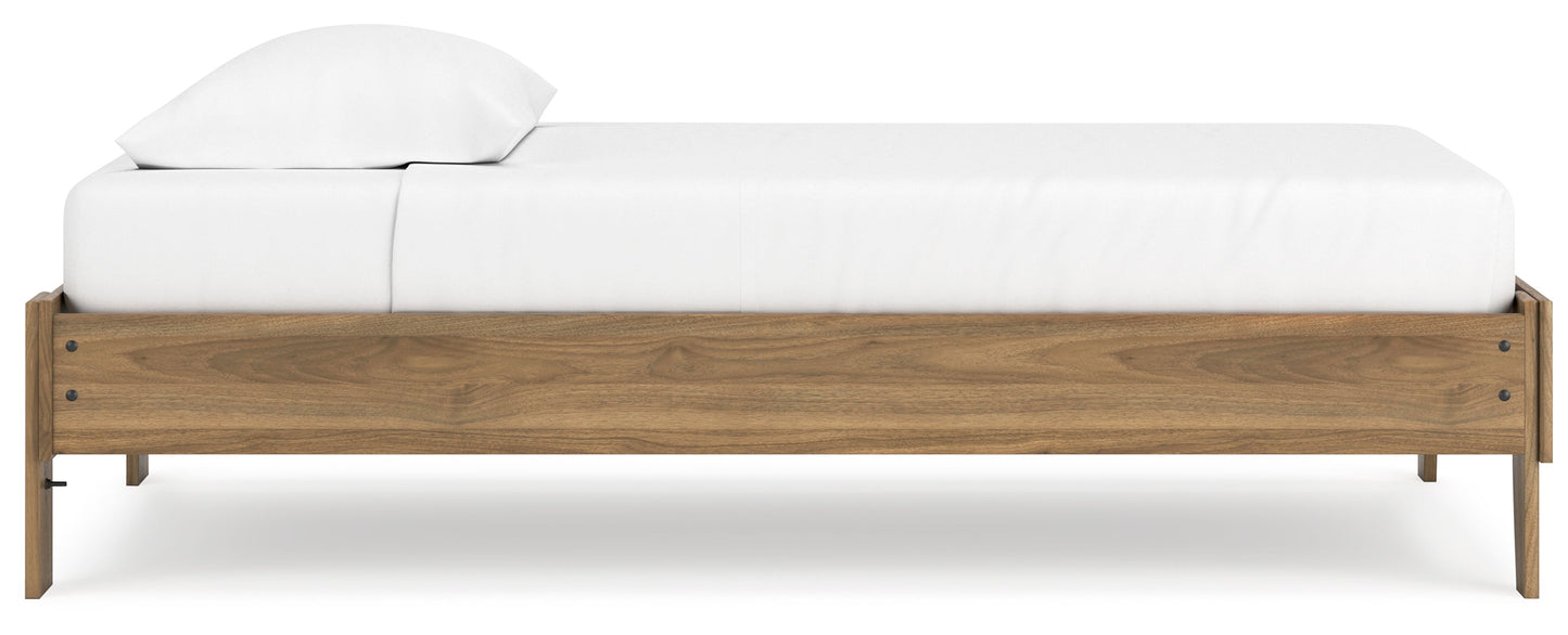 Deanlow Platform Bed