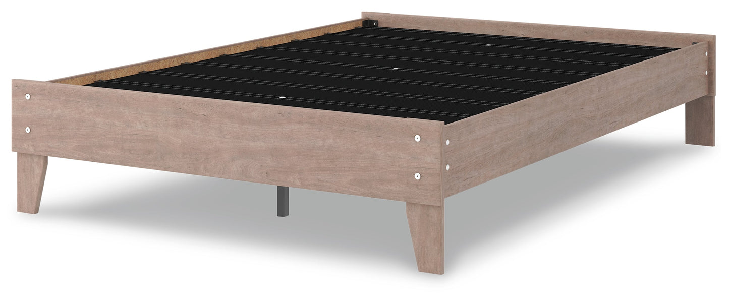 Flannia Full Platform Bed