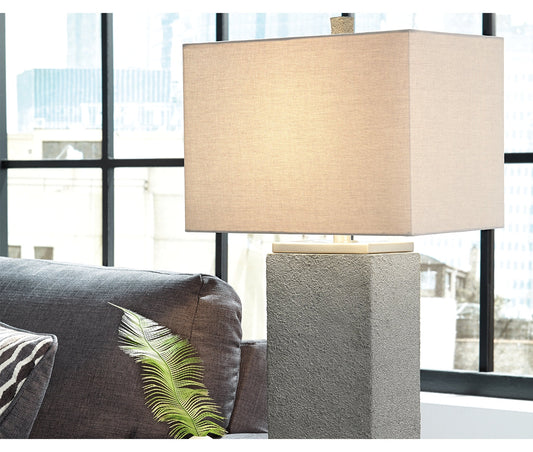 Amergin Poly Table Lamp (2/CN)