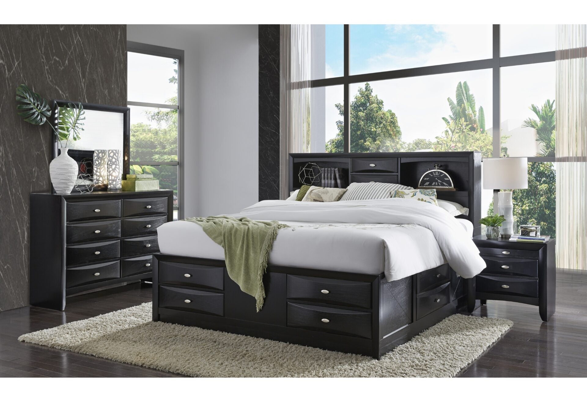 Linda Black Nightstand