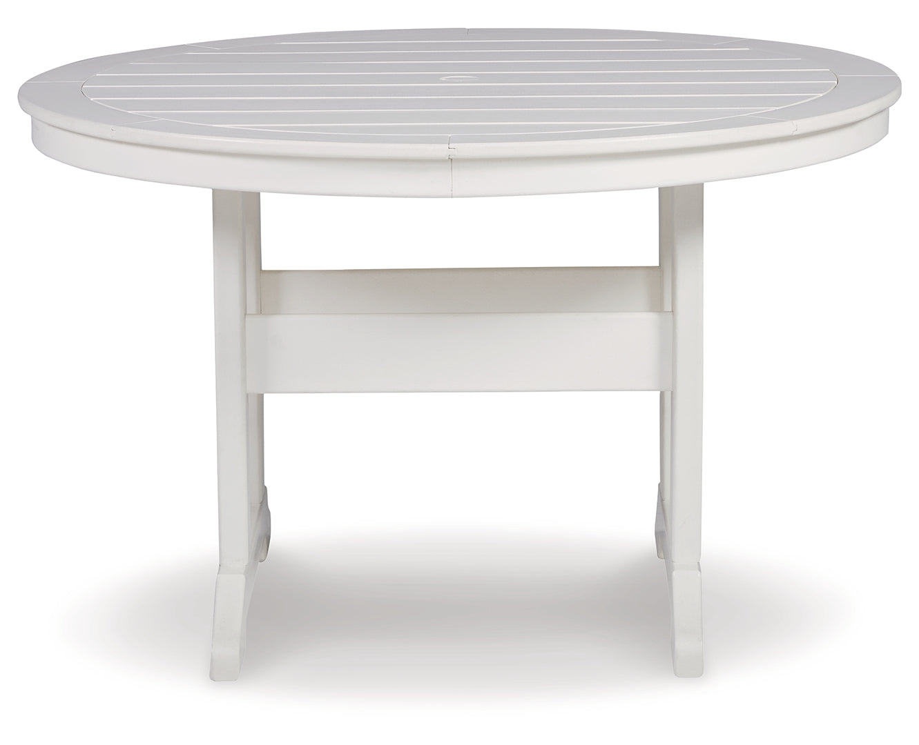 Crescent Luxe Round Dining Table w/UMB OPT