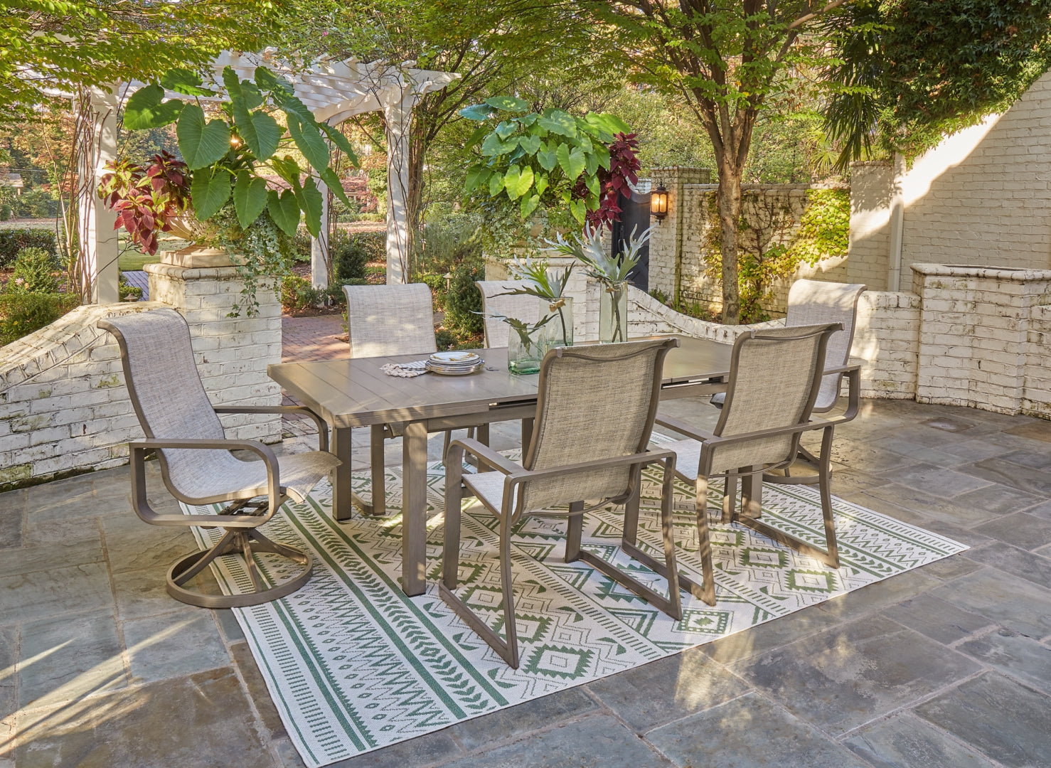 Beach Front Outdoor Dining Table and Chairs