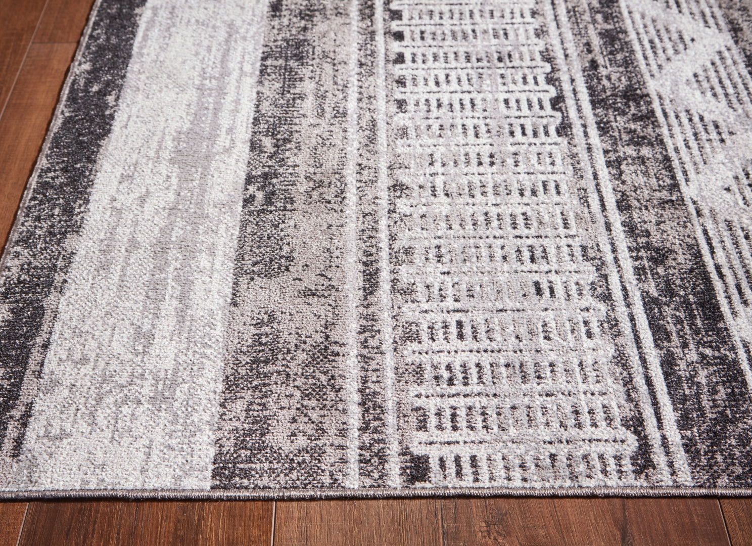 Henchester Washable Large Rug