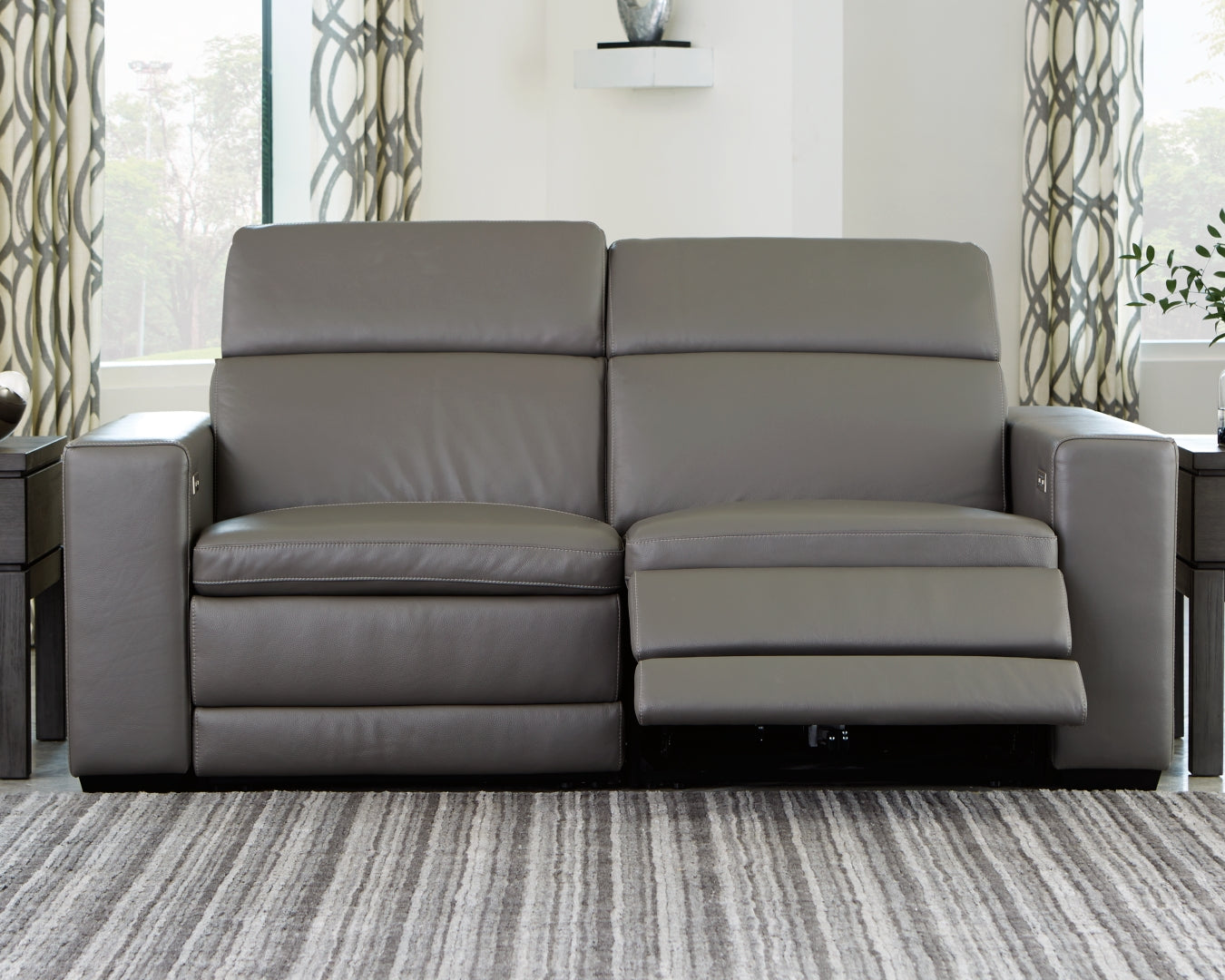 Texline 3-Piece Power Reclining Sectional Loveseat